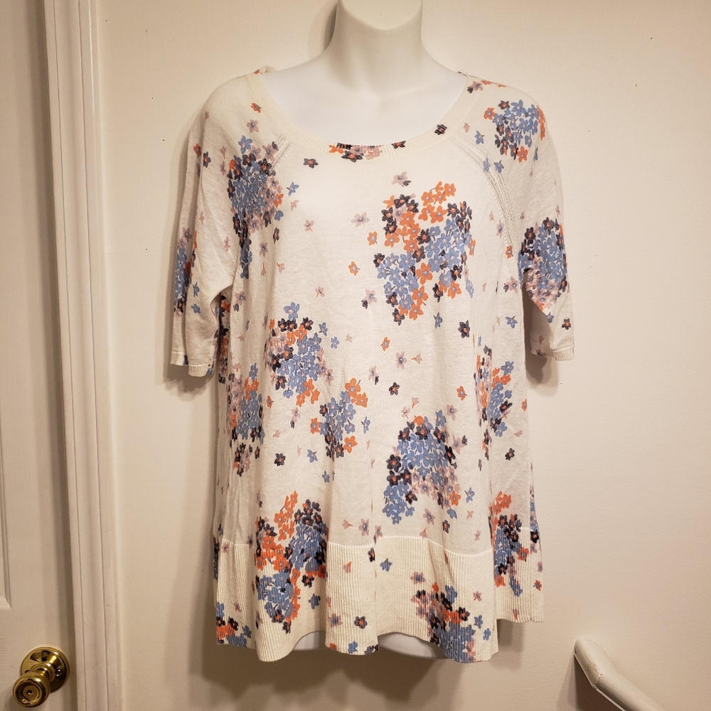 Ann Taylor LOFT sweater size M